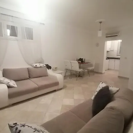 Seaside Residence, Villa Guel, Denize Sifir, 3 Yatak Odali , 6 Kisilik ,Triplex Site Icerisinde Havuzlu Villa * فتحية