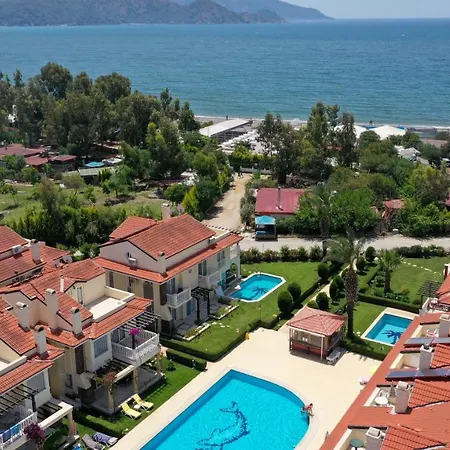 Seaside Residence, Villa Guel, Denize Sifir, 3 Yatak Odali , 6 Kisilik ,Triplex Site Icerisinde Havuzlu Villa فتحية