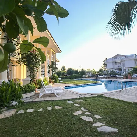Seaside Residence, Villa Guel, Denize Sifir, 3 Yatak Odali , 6 Kisilik ,Triplex Site Icerisinde Havuzlu Villa فيلة